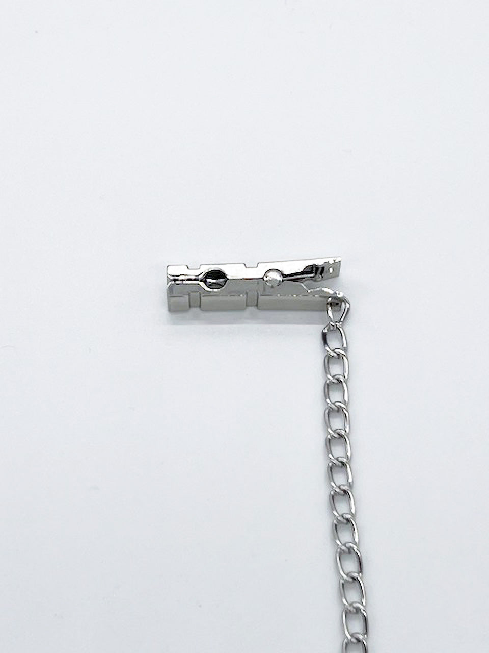 MINI CLOTHESPIN NIPPLE CLAMP ON CHAIN - Fullkit.com